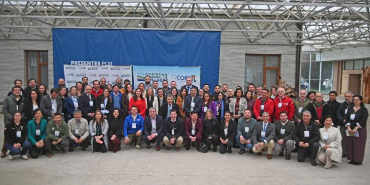 Puerto Montt reunió a autoridades de tres regiones en el VIII Encuentro de Comunidades Portal
