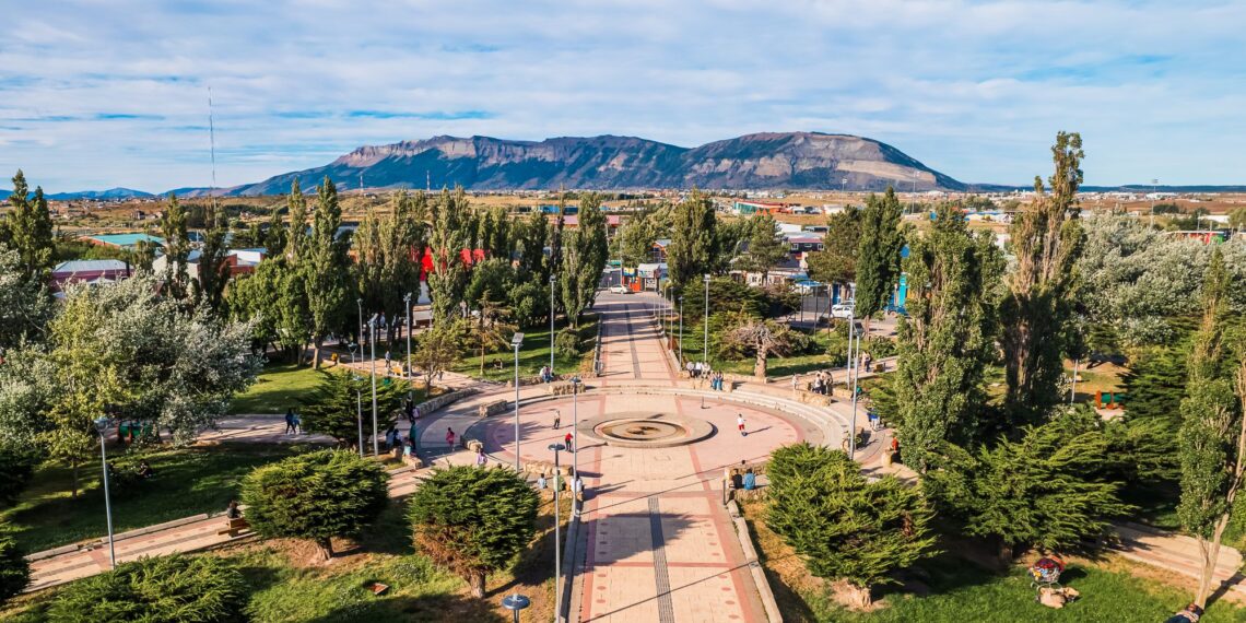 Municipalidad de Natales asegura más de $512 millones para mantención y mejoramiento de áreas verdes