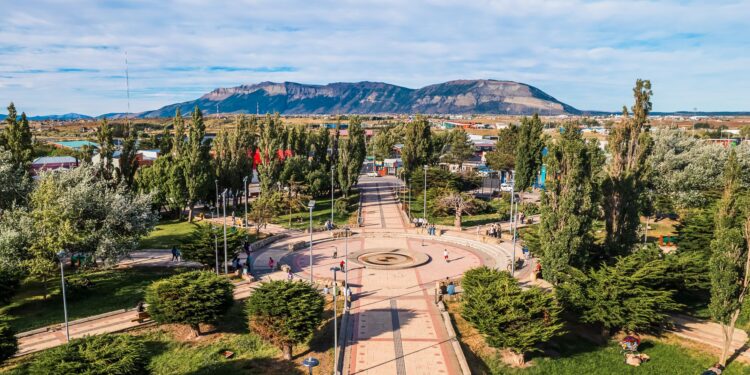 Municipalidad de Natales asegura más de $512 millones para mantención y mejoramiento de áreas verdes