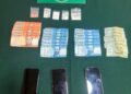Fiscalización de Carabineros termina con dos detenidos por microtráfico, licencia falsa y orden de detención vigente en Punta Arenas