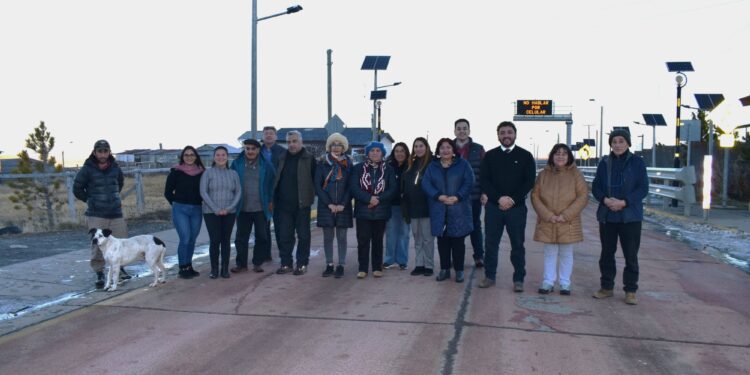 Comienzan obras para modernizar el alumbrado público de Villa Dorotea y fortalecer la seguridad del poblado
