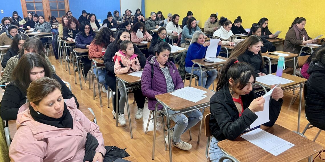 FOSIS impulsa a 60 nuevos emprendedores en Punta Arenas con el programa Emprendamos Semilla