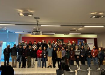 Punta Arenas y Porvenir fueron sede de jornadas para impulsar un turismo con impacto positivo en la Patagonia