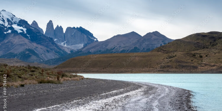 MOP presenta millonario proyecto de mejoramiento vial para fortalecer acceso al Parque Nacional Torres del Paine