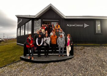 AquaChile fortalece su vínculo con Magallanes con programas comunitarios, educativos y de apoyo al emprendimiento