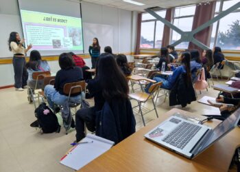Estudiantes de Magallanes fortalecen habilidades de debate en campamento de invierno realizado en la UMAG