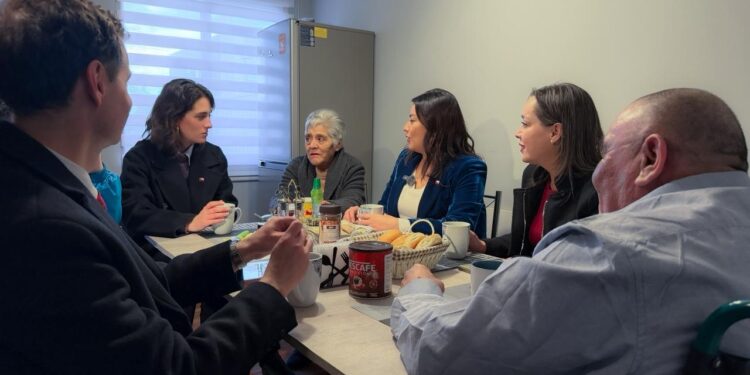 Ministra de Desarrollo Social destaca en Magallanes el impacto del programa Vivienda Primero para personas que dejaron la situación de calle
