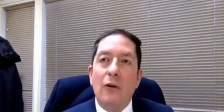 Delegado presidencial de Última Esperanza ofrece disculpas públicas por dichos sobre joven fallecido en Puerto Natales