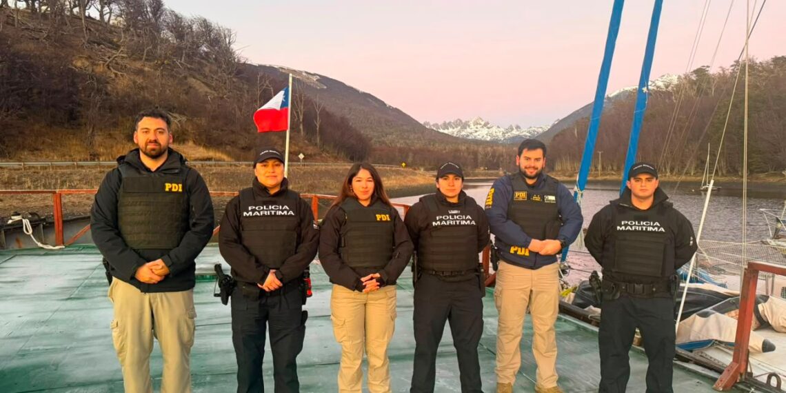 PDI y Policía Marítima realizan operativo migratorio en Punta Arenas y Puerto Williams