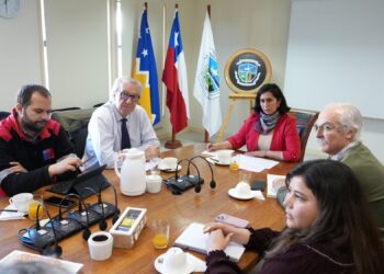 Primavera prioriza conectividad y obras estratégicas en reunión con el MOP