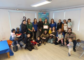 Sala Cuna Mayor del Jardín Infantil «Sueños de Infancia» obtiene el primer reconocimiento regional por asistencia y matrícula de Junji