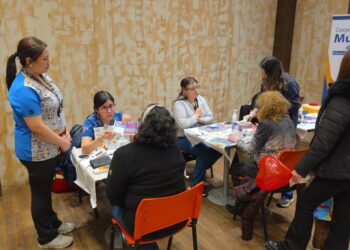 Feria preventiva llamó a la comunidad de Magallanes a conocer sus indicadores de salud y cuidar el corazón