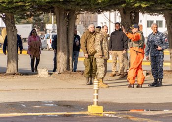 Fuerza Anfibia de la Armada despliega sus capacidades en Magallanes con operaciones y apoyo a comunidades aisladas