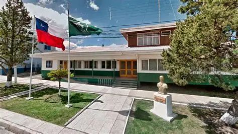 Hombre quedó en prisión preventiva tras ser sorprendido conduciendo con licencia cancelada en Puerto Natales