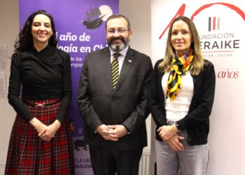 Seremi de las Culturas y Fundación Teraike sellan alianza para fortalecer el fomento de la lectura en Magallanes