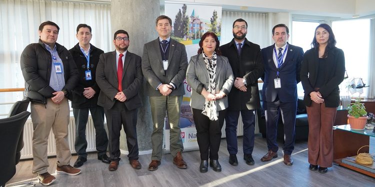 Municipio de Natales destina terreno para el nuevo CESFAM e impulsa plan de salud mental.