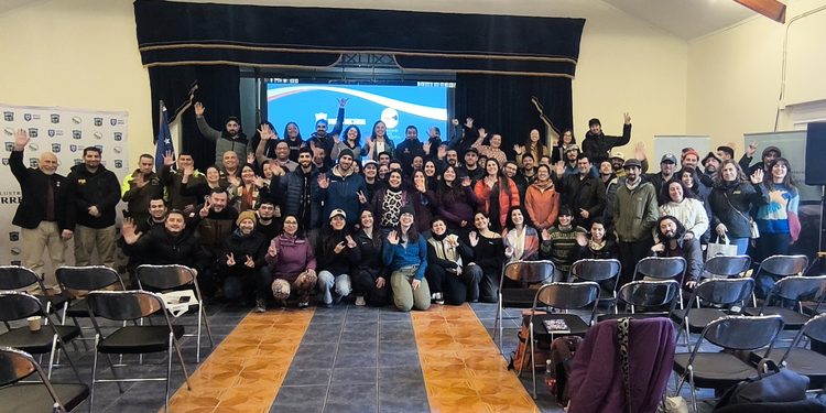 Torres del Paine reúne a científicos y actores del turismo en jornada sobre patrimonio y territorio