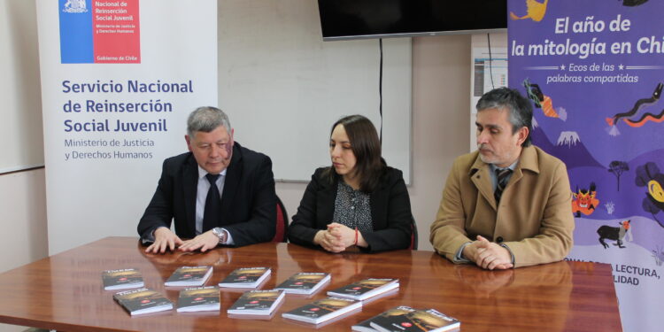 “Diálogos en Movimiento” acerca la literatura a jóvenes del Centro de Internación Provisoria y Régimen Cerrado de Punta Arenas