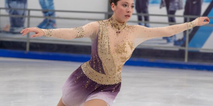 Patinadora magallánica Alicia Menchaca representará a Chile en el ISU Junior Grand Prix de Tailandia