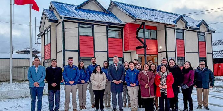 Delegación Presidencial de la Provincia Antártica conmemora 215 años del Ministerio del Interior