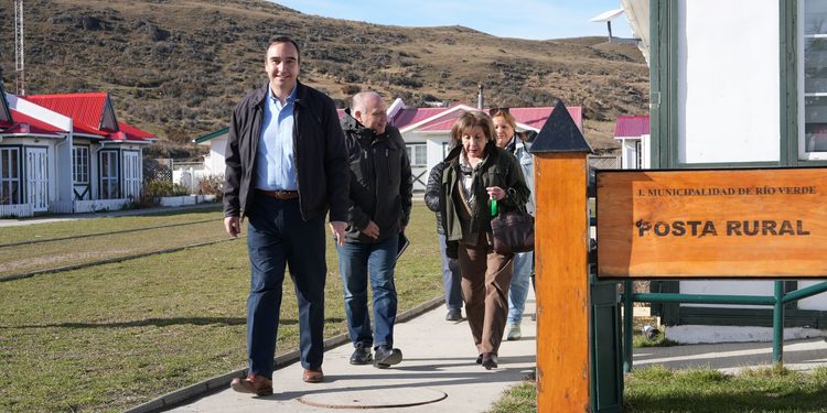 Río Verde fortalece la atención de salud rural con recursos del FNDR 8%