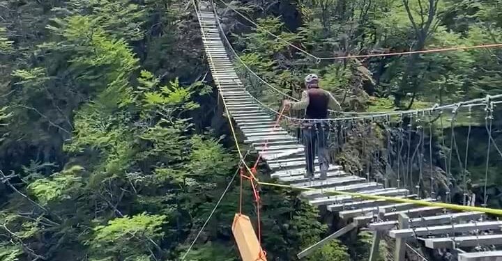 CONAF mantiene inhabilitado puente “Guardas” tras detectar daños en su estructura