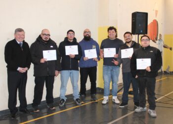 Música y reinserción, grupo magallánico «5 Gatos» realizó clínica musical para jóvenes del centro de cumplimiento en Punta Arenas