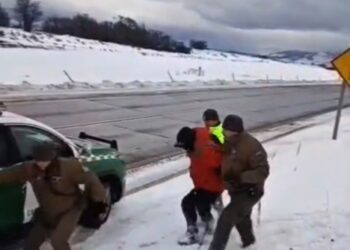 Detienen a sujeto que robó vehículo mientras era calentado en Puerto Natales