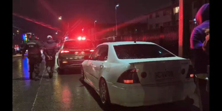 Carabineros detiene a dos personas por microtráfico de drogas durante fiscalización en Punta Arenas