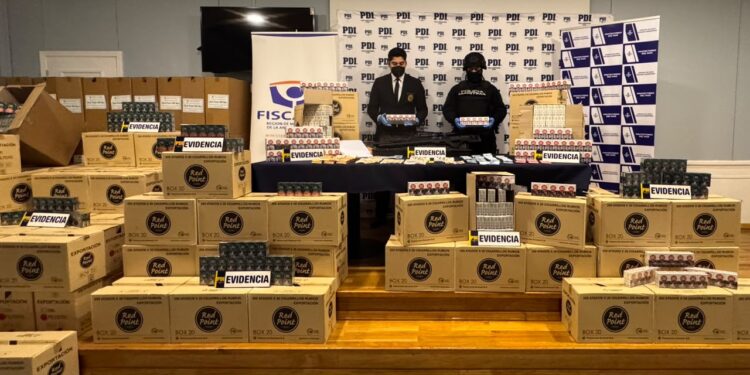 Desarticulan organización criminal dedicada al contrabando de cigarrillos y lavado de activos en Magallanes