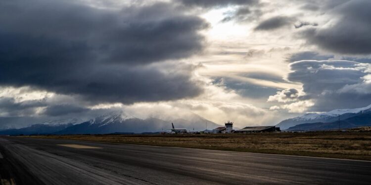 MOP ratifica conservación de pista del aeródromo de Puerto Natales con sistema de turnos durante el verano 2027