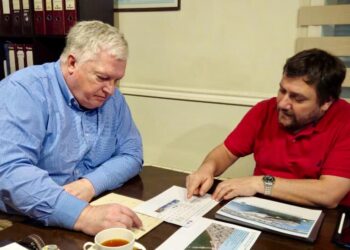 Kusanovic aborda con el presidente de EPAustral la modernización de la red portuaria en Magallanes.