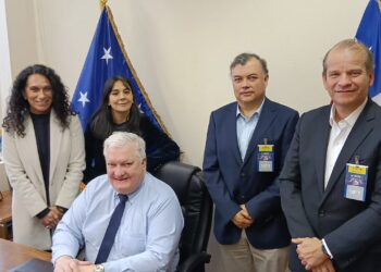 Senador Kusanovic y ENAP analizan desafíos estratégicos para fortalecer la industria energética en Magallanes