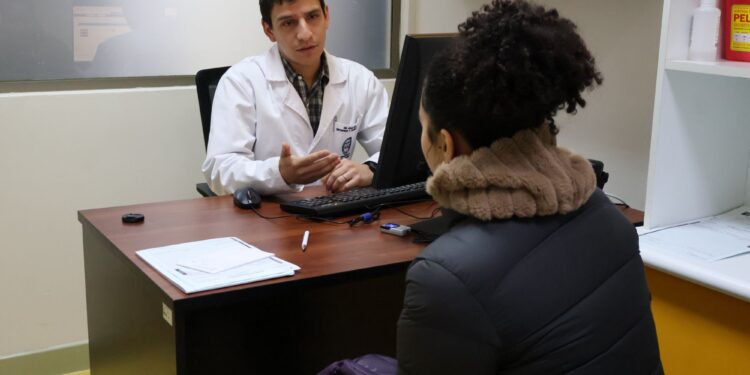 Ronda de especialistas permitió atender a cerca de 100 pacientes en lista de espera de Traumatología en Puerto Natales