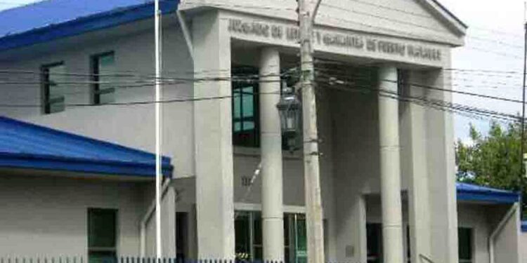 Tribunal Oral de Punta Arenas condena a sujeto por dos delitos de contrabando y ordena comiso de vehículos