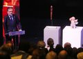 Artesana magallánica Dana Canales recibe distinción “Artesana Aprendiz” en el Premio Maestro Artesano 2025
