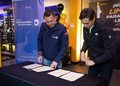 Municipio de Punta Arenas y Smart Fit firman convenio para impulsar el deporte y la vida saludable