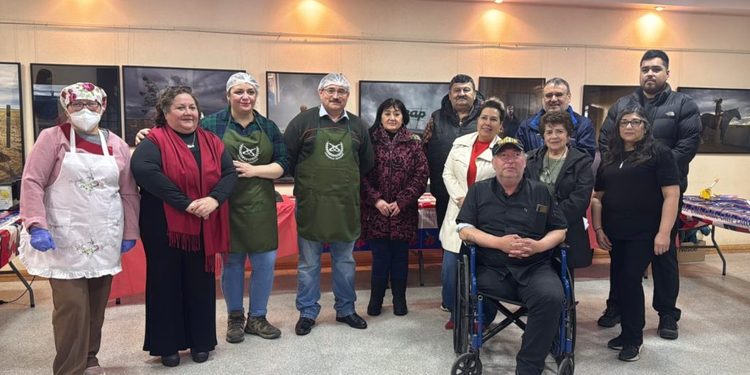 Porvenir eligió la mejor empanada en tradicional concurso de Fiestas Patrias.
