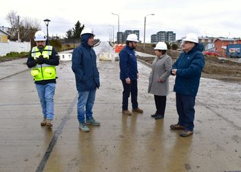 Calle El Ovejero alcanza un 70% de avance y permitirá mejorar conexión vial hacia el poniente de Punta Arenas