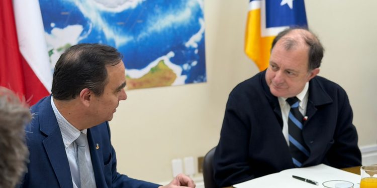 Minvu y Gore Magallanes anuncian nuevo convenio para 7.500 soluciones habitacionales con foco en sectores medios.