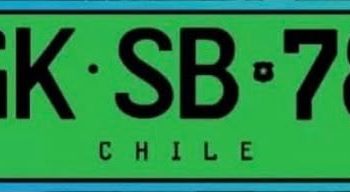 Nueva patente verde ya rige en Chile: ¿qué vehículos deben llevarla y para qué sirve?