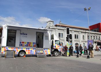 Inauguran nuevo Bibliomóvil en Magallanes para acercar la lectura a las comunidades más alejadas