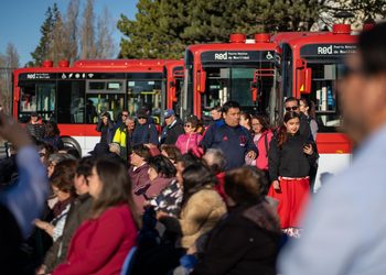Puerto Natales inaugura su primer sistema de transporte público urbano con nueve buses