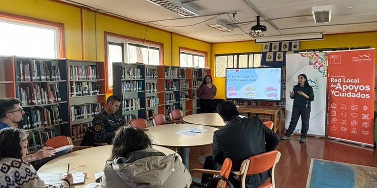 Programa de Apoyos y Cuidados de Cabo de Hornos atiende a 17 personas y podría ampliar su cobertura