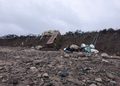 Municipio fiscaliza depósito de chatarra y detecta baterías peligrosas y vehículos en el lecho del río Las Minas