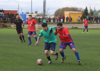 Barrio Sur, Puerto Natales y 18 de Septiembre aseguraron su presencia en las semifinales de la Eliminatoria Regional Adulta de fútbol.