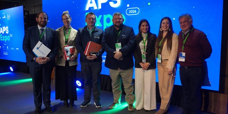 Punta Arenas presenta programa de cuidados domiciliarios en Expo APS 2026
