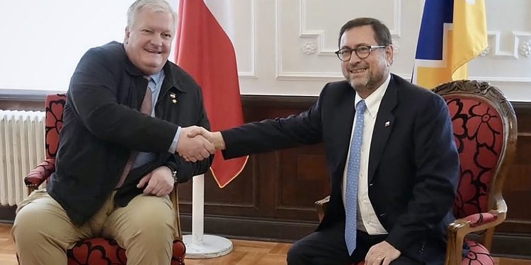 Kusanovic pidió incorporar la mirada de Magallanes en las decisiones de política exterior