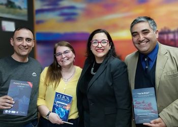 Presentan en Punta Arenas libros que rescatan la historia y el interés mundial por la Antártica