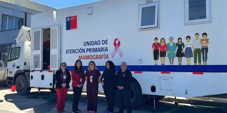 Mamógrafo móvil atendió a 109 mujeres en Tierra del Fuego durante operativo de Octubre Rosa